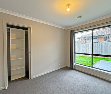 13 Eve Road, Warragul. - Photo 5