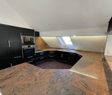 Appartement de 3,5 pièces triplex au Rez-de-chaussée avec garage in... - Foto 3