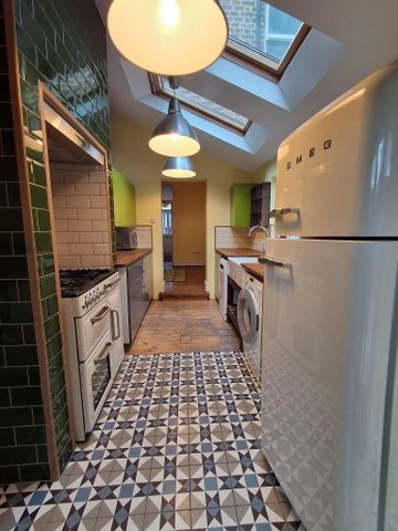 3 bedroom terraced house to rent - Photo 5