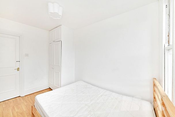 3 bedroom apartment to rent - Photo 1