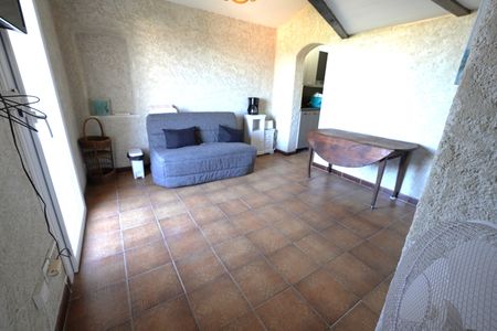 SAINT AYGULF - Appartement meublé T2 de 33m² avec vue mer, - Photo 5