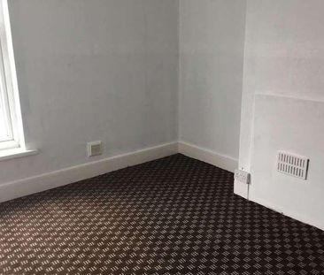 Wyggeston Street, Burton Upon Trent, DE13 - Photo 2