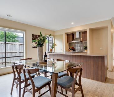 Modern Family Home - Photo 4