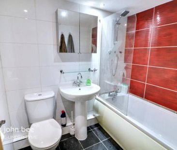 3 bedroom terraced house to rent - Photo 6