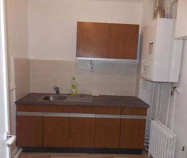 Location Appartement 2 pièces 40m² TOURS 37000 - Photo 2