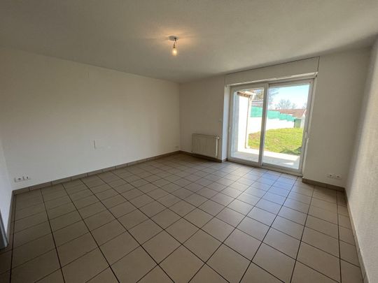 Location Maison 3 pièces 70m² ST PAUL DE VARAX 01240 - Photo 1