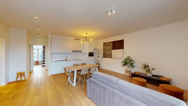 Appartement te huur - Photo 1