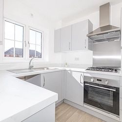 Central Boulevard, Aylesham, Canterbury, CT3 3GT, Kent - Photo 3