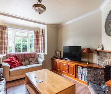 4 bedroom semi-detached house to rent - Photo 2