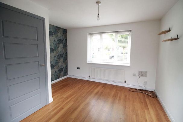 2 bedroom semi-detached house to rent - Photo 1