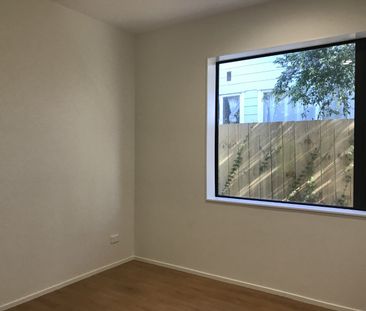 MANGERE EAST, 1 BEDROOM - Photo 5