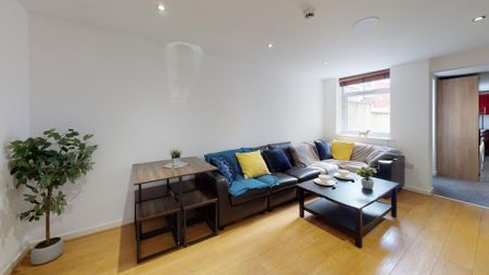 6 bedroom house to rent - Photo 2