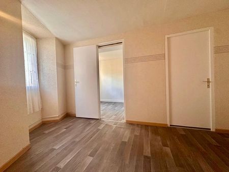 Maison T3 Maury à louer - Photo 2