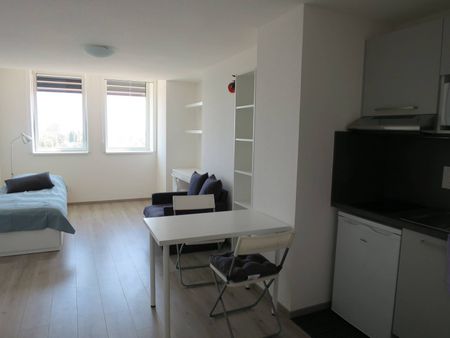 À LOUER ! Agréable studio meublé idéalement situé entre le Lycée Kléber et la Place d'Haguenau à Strasbourg - Photo 5