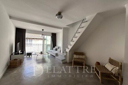 SPLENDIDE 2 PIECES MEUBLE AU DERNIER ETAGE - VALBONNE VILLAGE - Photo 4