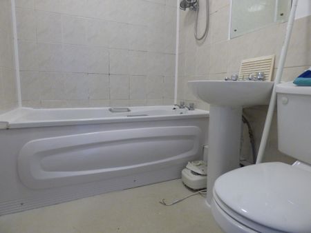 Suffolk Road - Photo 4