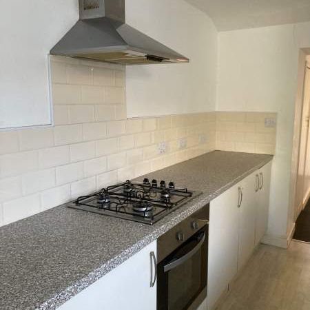 Two Bedroom, Windmill Terrace, St Thomas, Swansea. - Photo 1