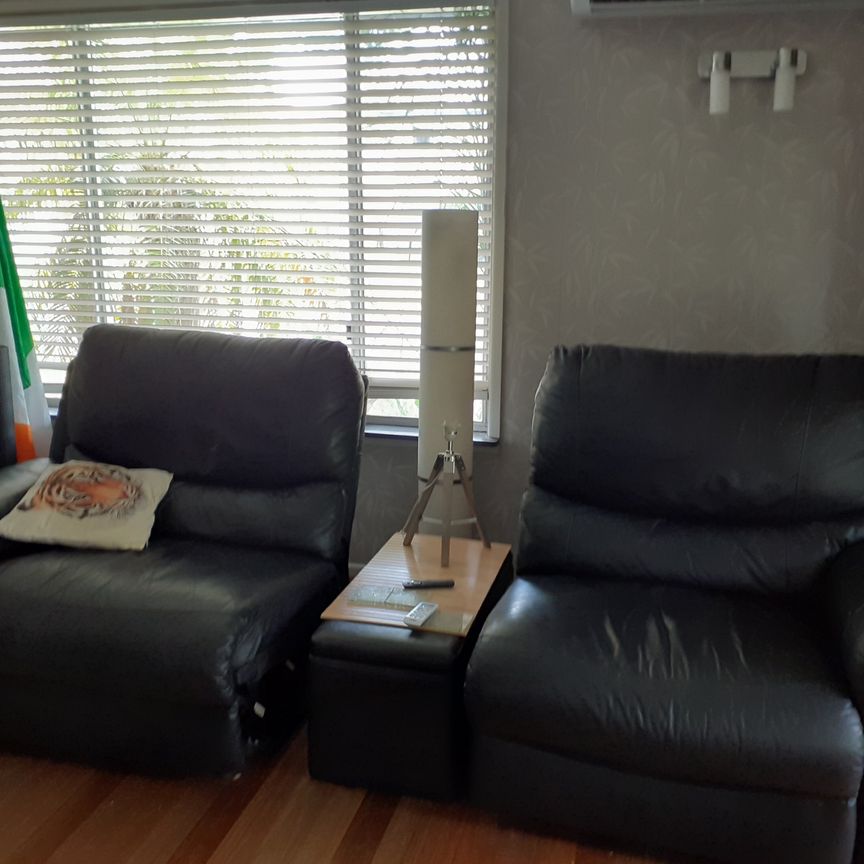 Scarborough - Photo 1