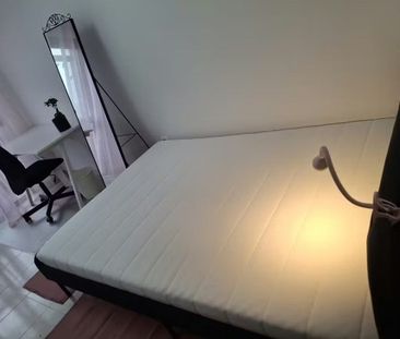 Rua Violante do Céu, Arrentela, Setúbal Municipality 2840 - Photo 6