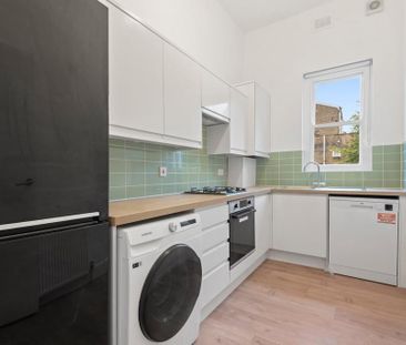 1 bedroom flat to rent - Photo 3