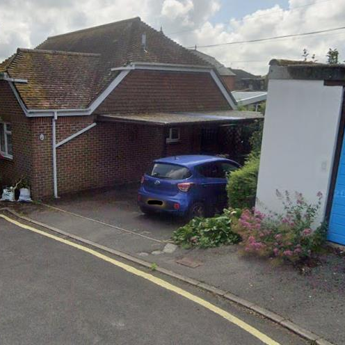 2 bedroom detached bungalow to rent - Photo 2