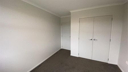 Open plan family home - Photo 3