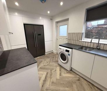 Room Two, Douglas Street, St Helens, WA10 - Photo 6