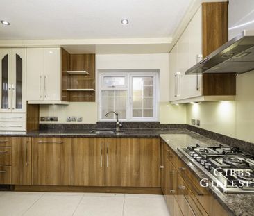 4 bedroom detached house to rent - Photo 6