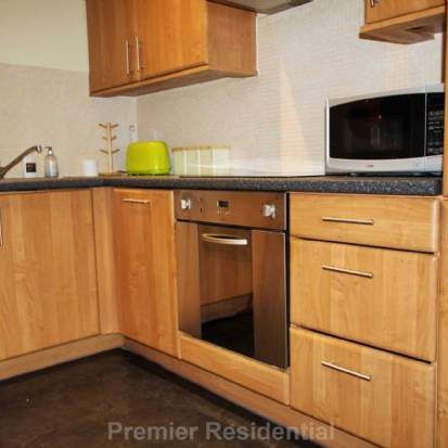 2 bedroom property to rent in Liverpool - Photo 1