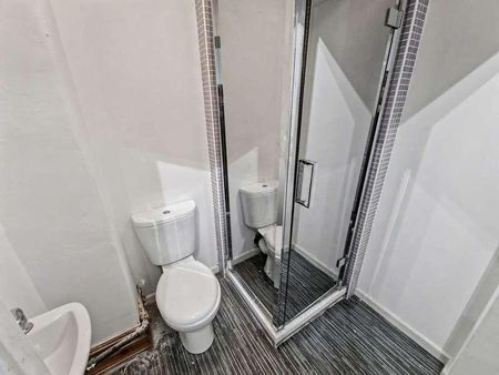 Singleton Road, Salford, M7 - Photo 4