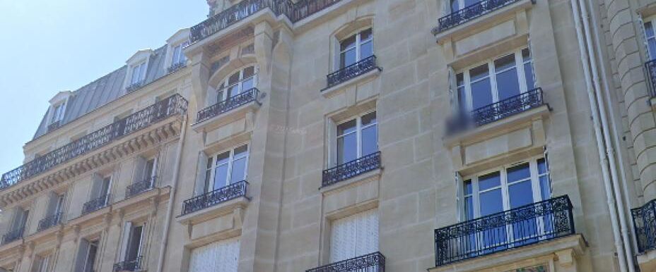 location Appartement T5 DE 116.47m² À PARIS 14 - Photo 1