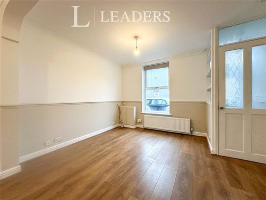 2 bedroom terraced house to rent - Photo 1