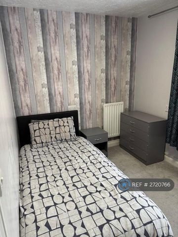 5 bedroom terraced house to rent - Photo 5