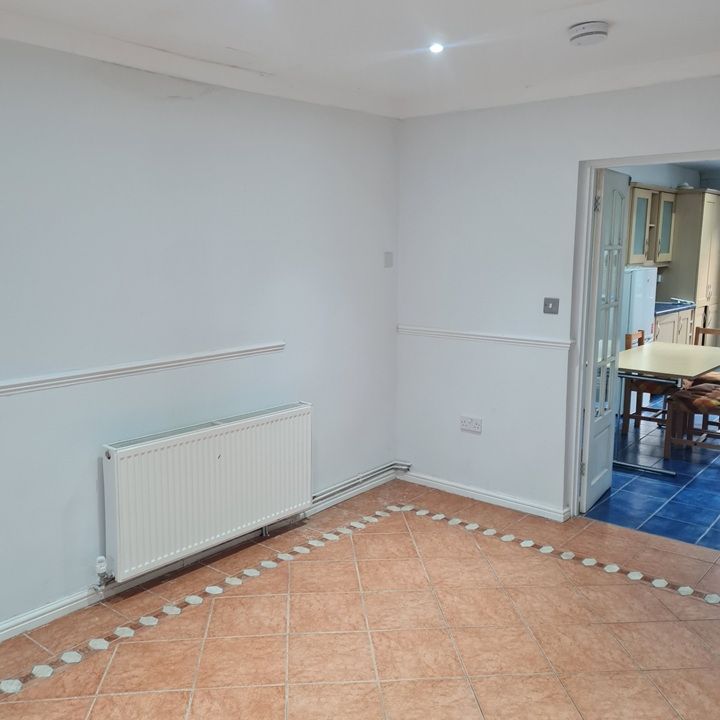 2 Bed Terraced House, Aldborough Road South, IG3 - Photo 1