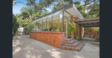 Stylishly Updated and Spacious 3 Bedroom Family Home in Ultra-Convenient Location - Photo 3