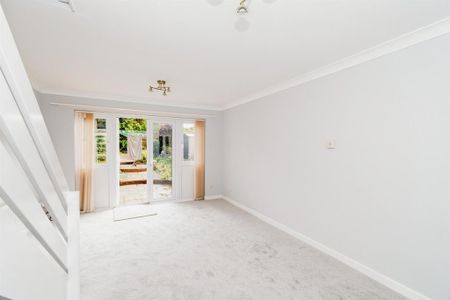 2 bedroom property to rent - Photo 2