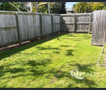 2/4 Burchill Street, Loganlea, Qld 4131 - Photo 3