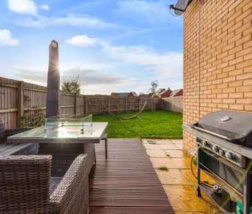 2 bedroom semi-detached house to rent - Photo 6