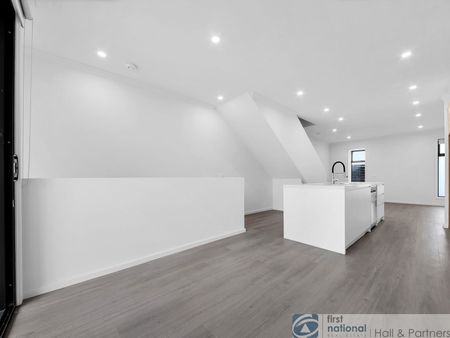 Modern & Energy-Efficient Townhouse in Prime Noble Park Location - Photo 3