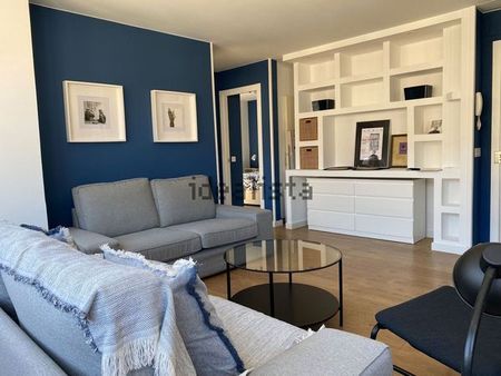 Alquiler de piso en Recinto Amurallado - Foto 2