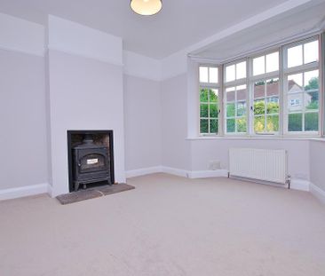 3 bedroom semi-detached house to rent - Photo 2