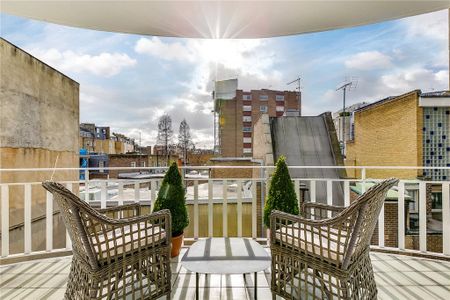 3 bedroom flat to rent - Photo 3