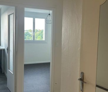 Location Appartement 4 pièces 73m² VICHY 03200 - Photo 6