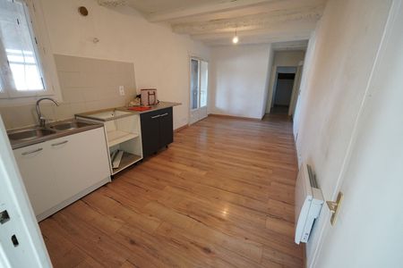 LE MUY - Appartement T2/T3 d'une superficie de 41m2, - Photo 4