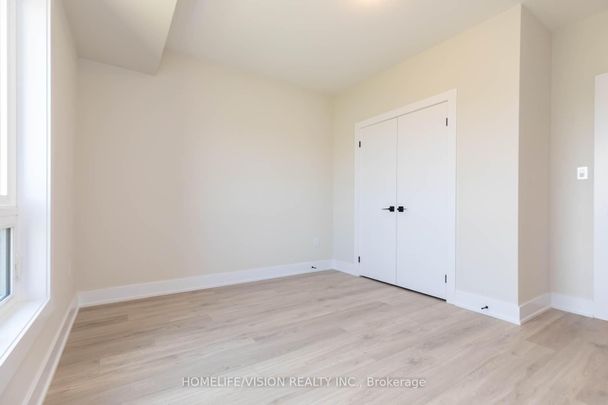 For Lease - 1 Chef Lane Unit# 312, Barrie, Ontario - Photo 1