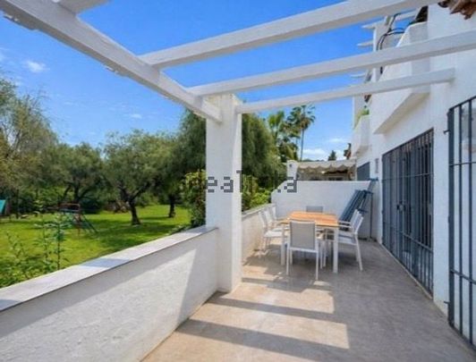 Alquiler de piso en Calle de Marcasitas s/n - Photo 1