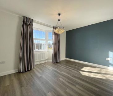 5 bedroom detached house to rent - Photo 1