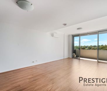 Elegant Two-Bedroom Unit in the Heart of Campbelltown - Photo 2