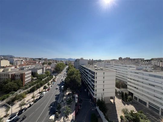 Location appartement 3 pièces - 65m² à Marseille (13004) - Photo 1