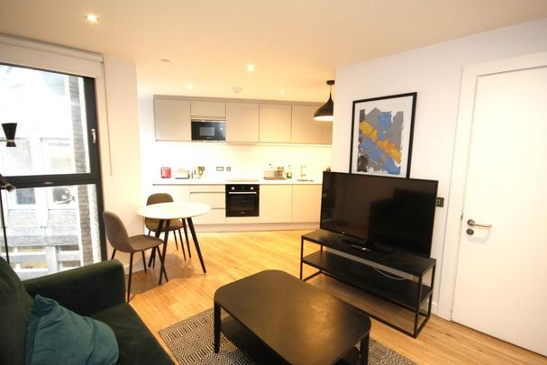 Studio to rent - Photo 1